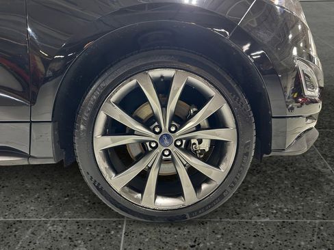 Used 2018 Ford Edge Sport w/ Equipment Group 401A image 9