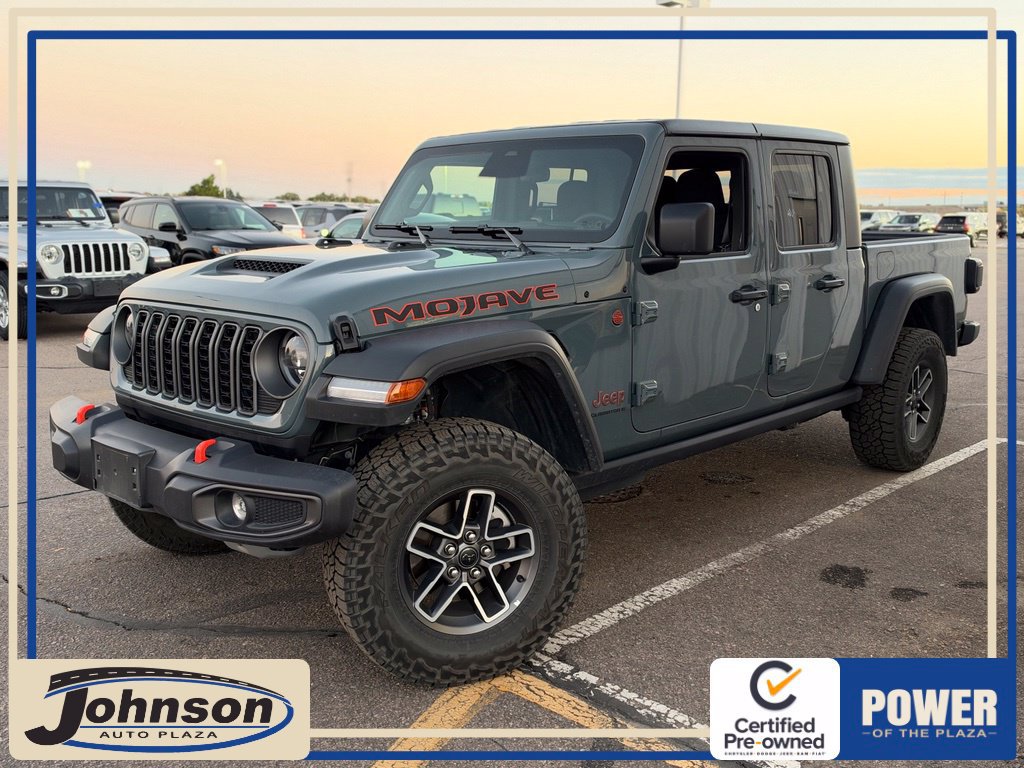 Used 2026 Jeep Gladiator Mojave AWD/4WD image 1