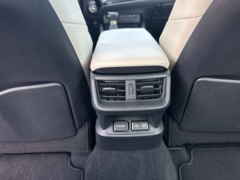 Used 2025 Lexus ES 350 w/ Premium Package FWD image 15