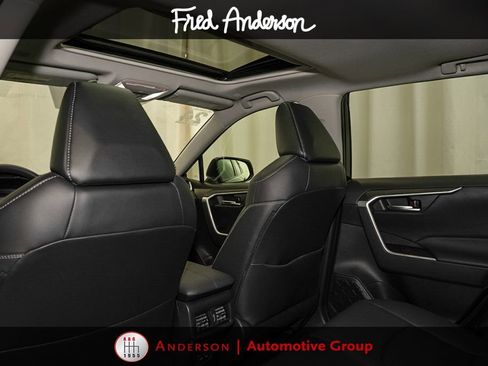 Used 2024 Toyota RAV4 XLE Premium FWD image 10