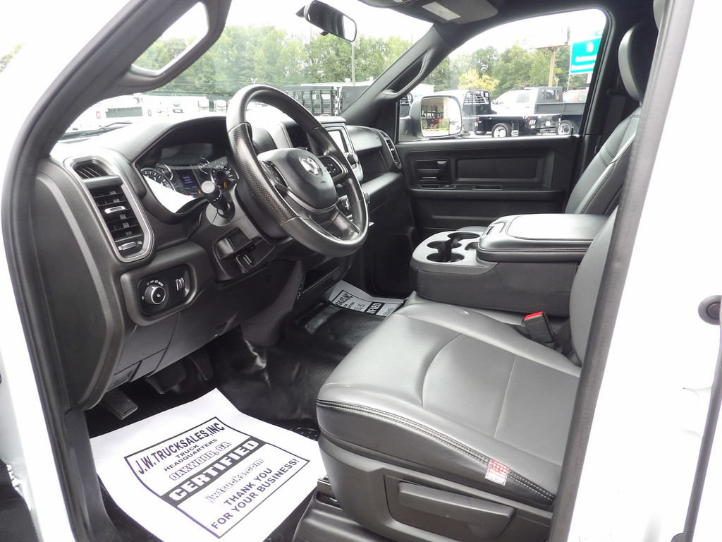 Used 2022 RAM 2500 Tradesman RWD image 16