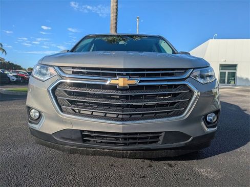 Used 2018 Chevrolet Traverse LT image 8