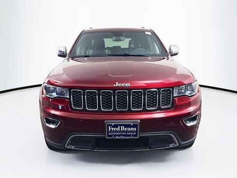 Used 2019 Jeep Grand Cherokee Limited AWD/4WD image 2