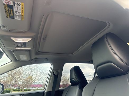 Used 2023 Toyota RAV4 XLE Premium image 13