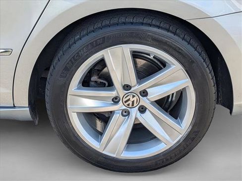Used 2014 Volkswagen CC Sport image 22