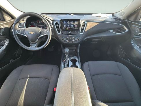 Used 2024 Chevrolet Malibu LT FWD image 2