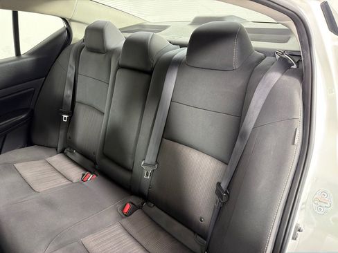 Used 2024 Nissan Altima 2.5 S image 20