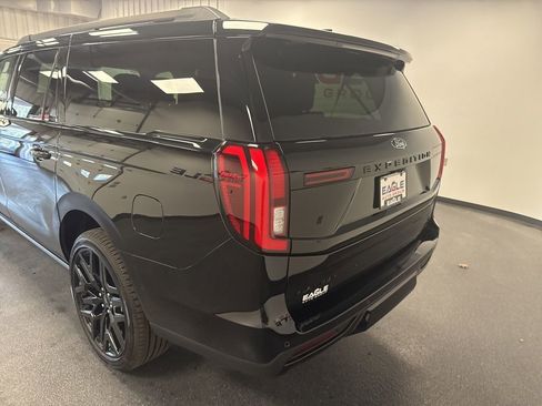 New 2026 Ford Expedition Max Platinum AWD/4WD image 9