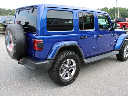 Used 2020 Jeep Wrangler Unlimited Sahara w/ Safety Group AWD/4WD image 6