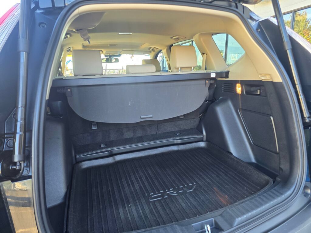 Certified 2017 Honda CR-V Touring image 18