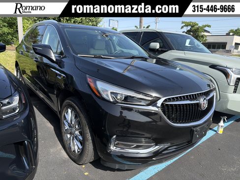 Used 2021 Buick Enclave Essence w/ Sound and Sites Package AWD/4WD image 1