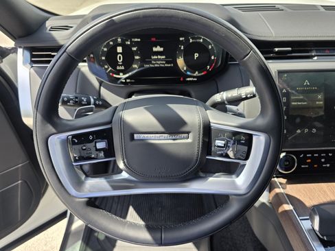 Certified 2023 Land Rover Range Rover SE AWD/4WD image 18