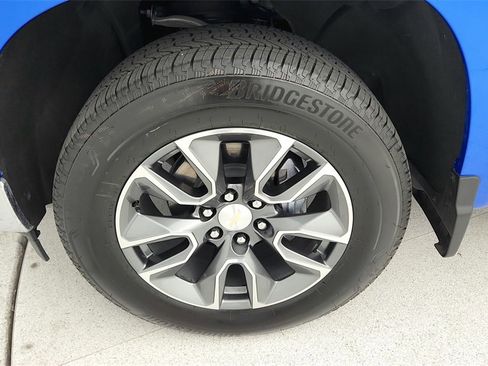 Certified 2025 Chevrolet Silverado 1500 LT image 31