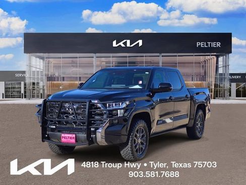 Used 2023 Toyota Tundra Platinum RWD image 3
