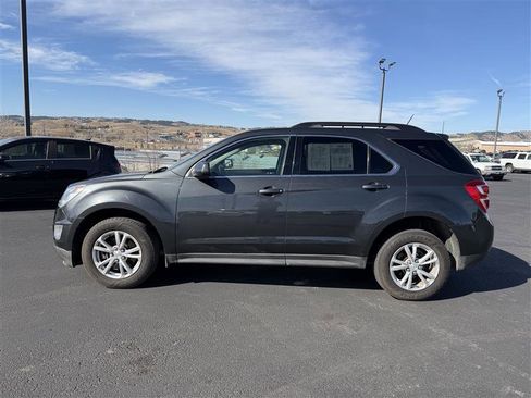 Used 2017 Chevrolet Equinox LT w/ Convenience Package image 1