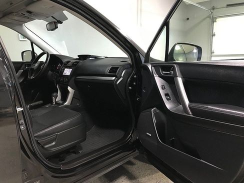 Used 2014 Subaru Forester 2.5i Touring w/ Popular Package #1 AWD/4WD image 12