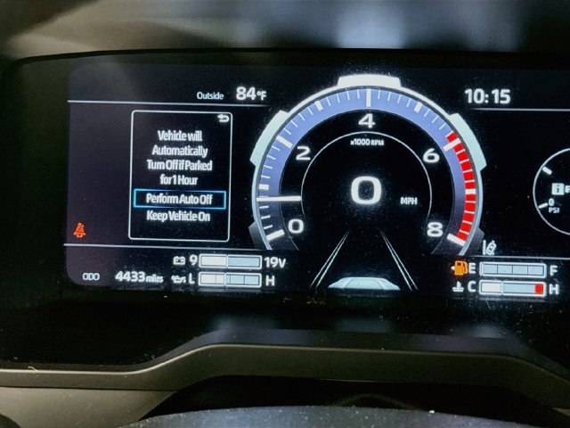 Used 2024 Toyota Tundra Limited AWD/4WD image 12