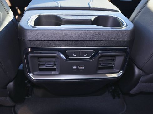 New 2026 GMC Sierra 2500 SLT w/ SLT Premium Package image 12