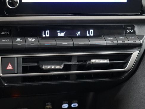 Used 2025 Toyota Camry LE FWD image 26