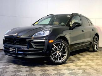Certified 2025 Porsche Macan video 1