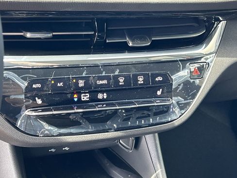 New 2026 Buick Envista Avenir image 23