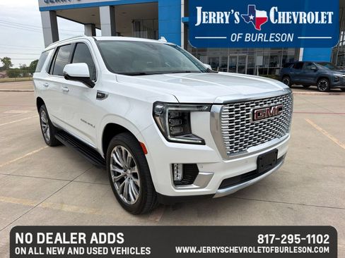 Used 2021 GMC Yukon Denali RWD image 2