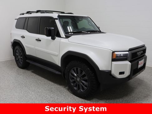 Used 2024 Toyota Land Cruiser image 4