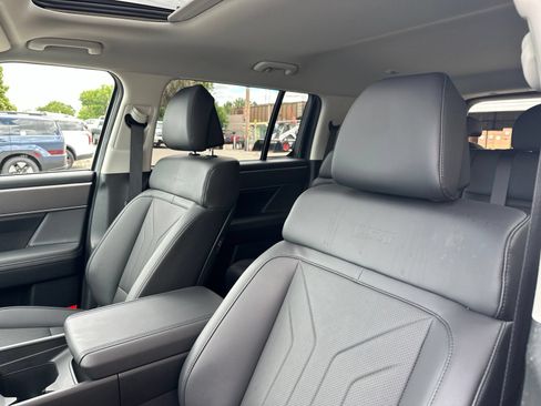 Used 2024 Hyundai Santa Fe XRT AWD/4WD image 10