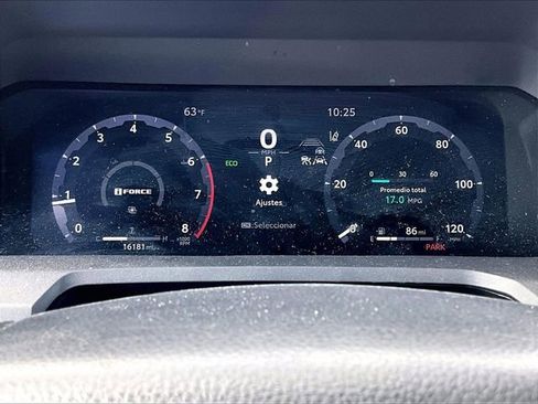 Used 2025 Toyota Tacoma TRD Sport image 3