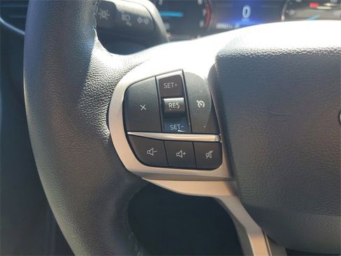 Used 2023 Ford Explorer XLT w/ Equipment Group 202A image 26