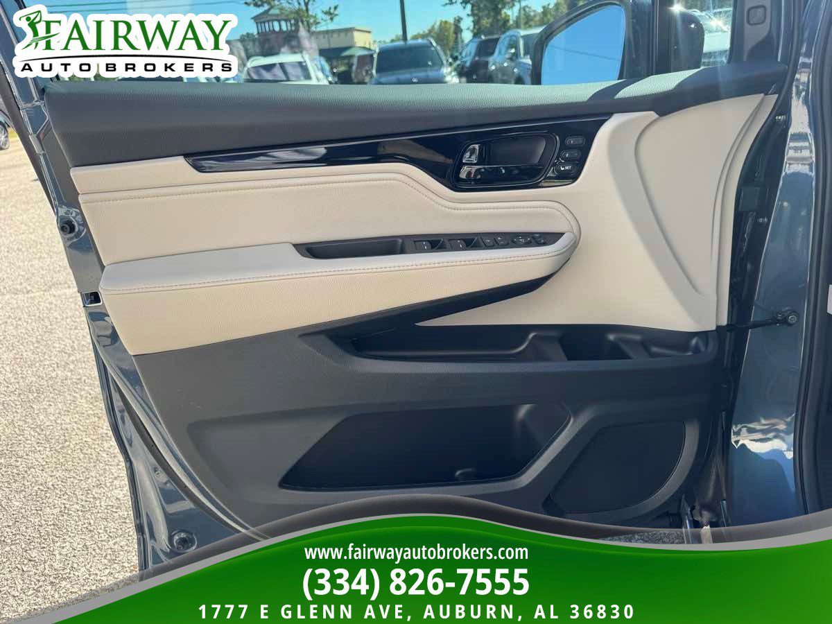 Used 2025 Honda Odyssey Elite image 31
