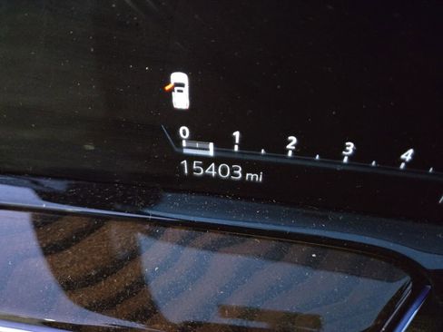 Used 2023 Cadillac Escalade Sport Platinum image 6