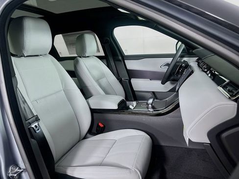 Used 2026 Land Rover Range Rover Velar Dynamic SE image 28