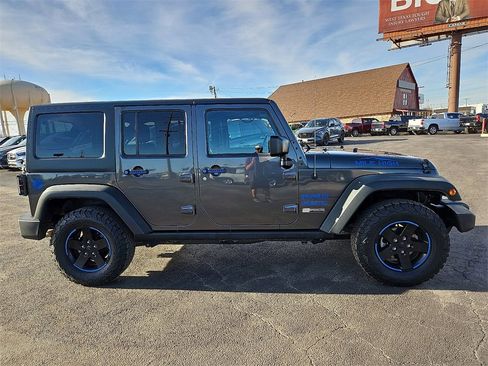 Used 2017 Jeep Wrangler Unlimited Sport image 9