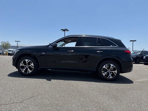 Used 2025 Mercedes-Benz GLC 350e 4MATIC image 8