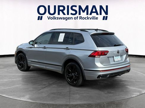 Used 2023 Volkswagen Tiguan SE R-Line FWD image 4