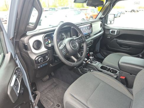 Certified 2025 Jeep Wrangler Unlimited Sport S 4xe image 13