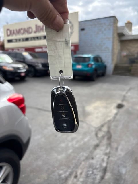 Used 2022 Chevrolet Trax LT w/ Driver Confidence Package AWD/4WD image 24