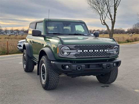 Used 2022 Ford Bronco Badlands w/ Sasquatch Package image 6