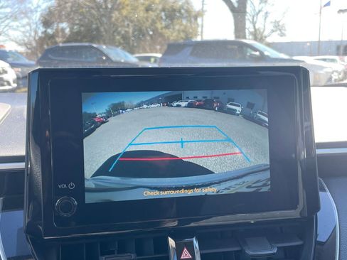 Used 2025 Toyota Corolla LE image 22