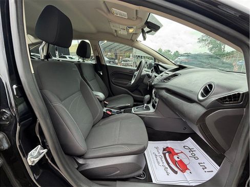 Used 2018 Ford Fiesta SE FWD image 31