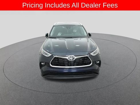 New 2026 Toyota Highlander Limited AWD/4WD image 15