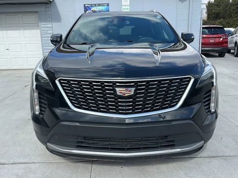 Used 2021 Cadillac XT4 Premium Luxury w/ Cold Weather Package image 2