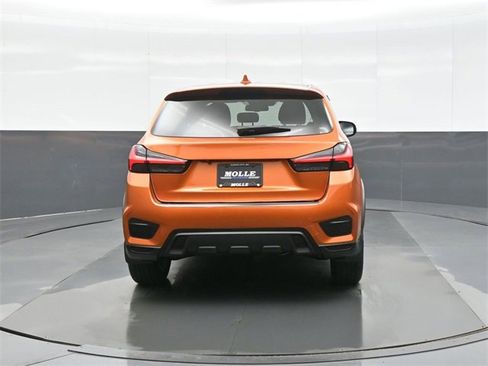 Used 2022 Mitsubishi Outlander Sport SE image 6