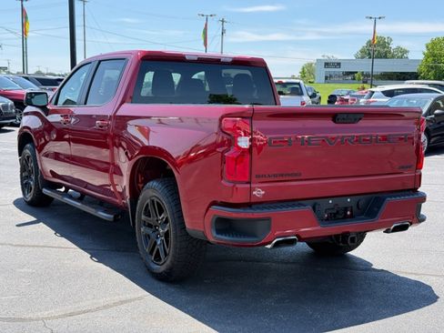 Used 2023 Chevrolet Silverado 1500 RST w/ Z71 Off-Road Package AWD/4WD image 6