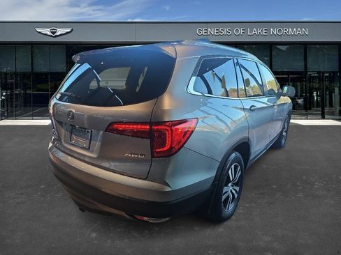 Used 2017 Honda Pilot EX-L image 4