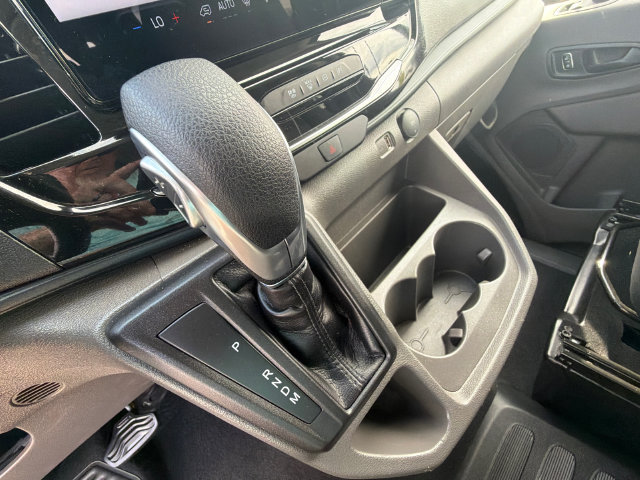 Used 2025 Ford Transit 350 XLT RWD image 28