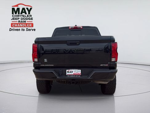 Used 2024 Chevrolet Colorado ZR2 w/ ZR2 Convenience Package III AWD/4WD image 6