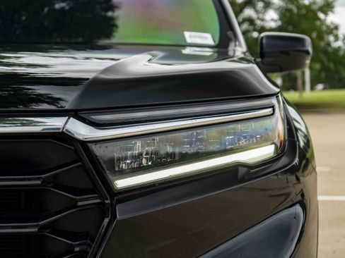 Used 2025 Honda Pilot Elite image 10