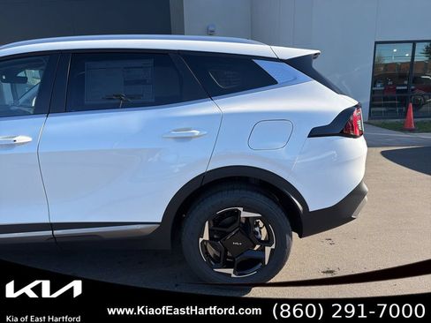 New 2026 Kia Sportage EX AWD/4WD image 9